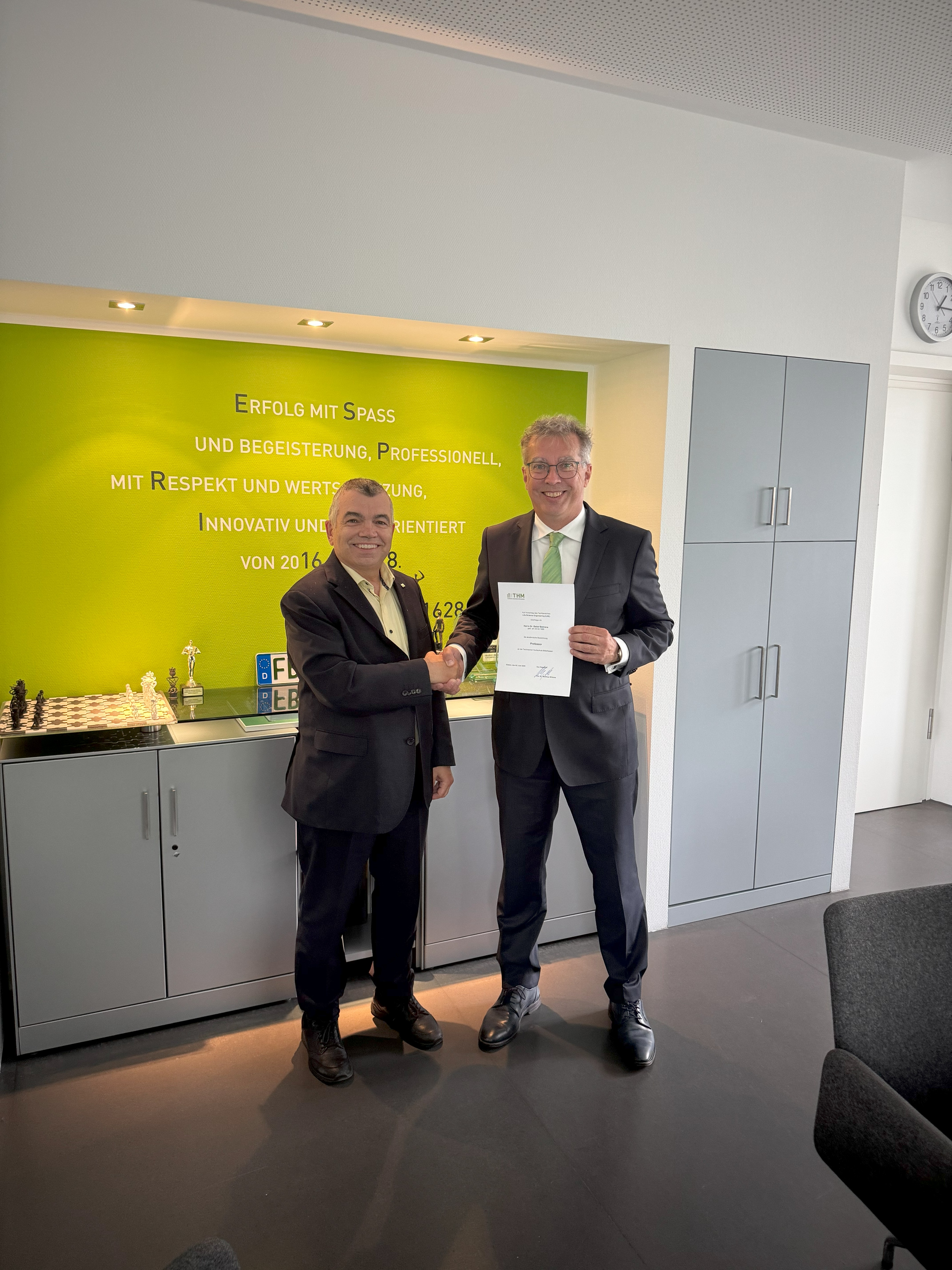 Bild zur PM vom 11.07.2025 - Erster Promovend im Fachgebiet Life Science Engineering des PZI erhält Honorarprofessur
