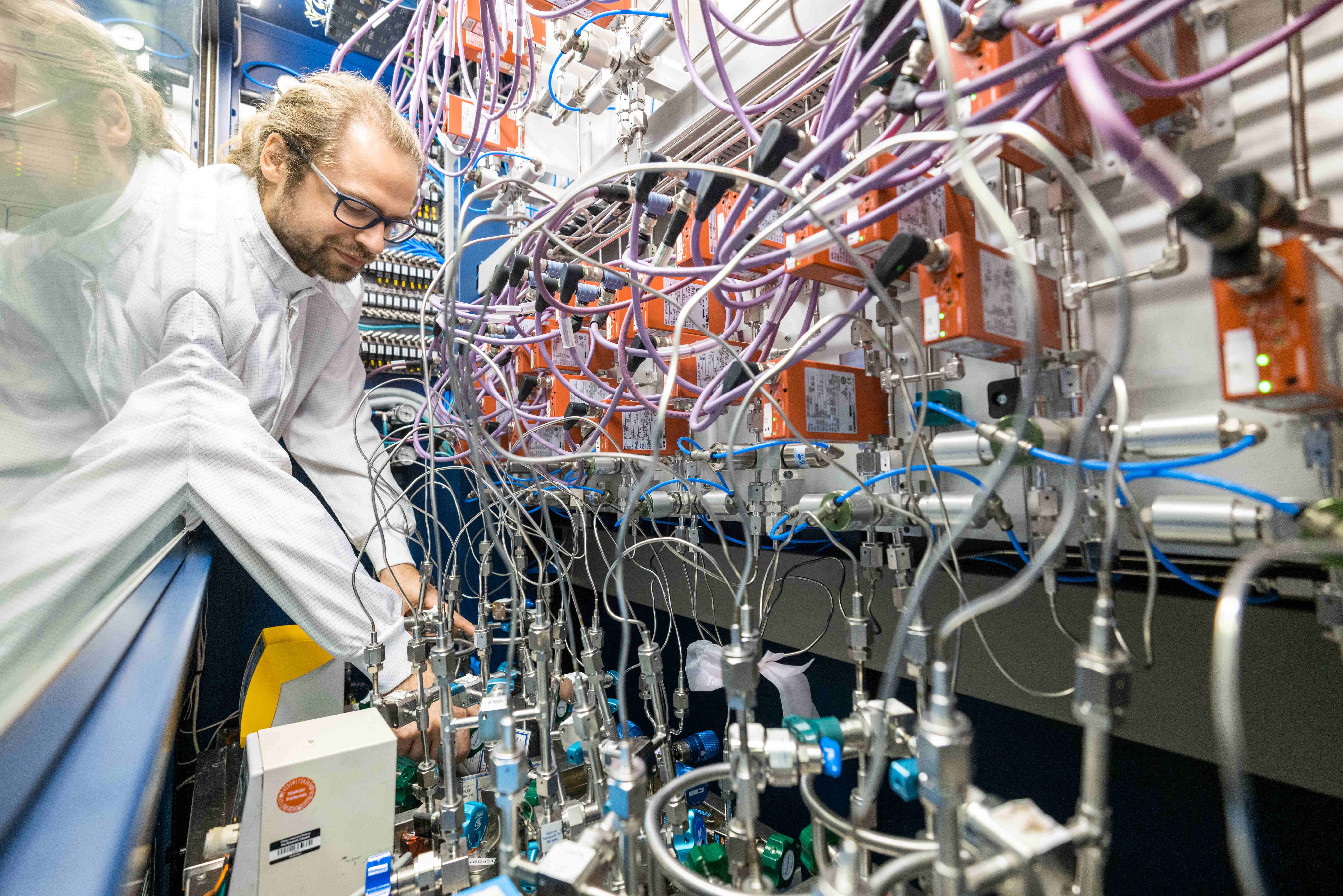 Bild zur PM vom 13.01.2026 - DFG fördert neues Projekt zur Halbleiterforschung und -entwicklung mit rund 1.8 Millionen Euro