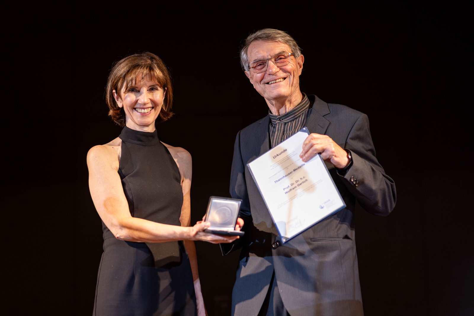 Thannhauser-Medaille für JLU-Virologe Prof. Wolfram Gerlich