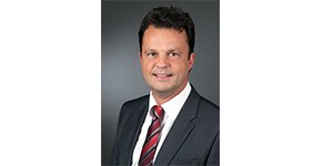 Prof. Minnert web.jpg