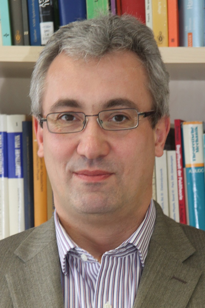 Prof. Klar.jpg